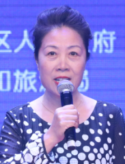 《翻阅阳光》