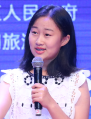 《在爱里长大》